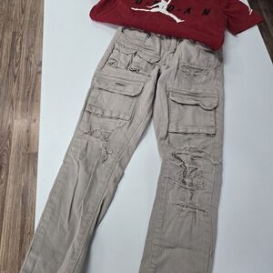 Boys Tan Jeans & )Red Graphic T-SHIRT ONLY FREE Sz.sm.)